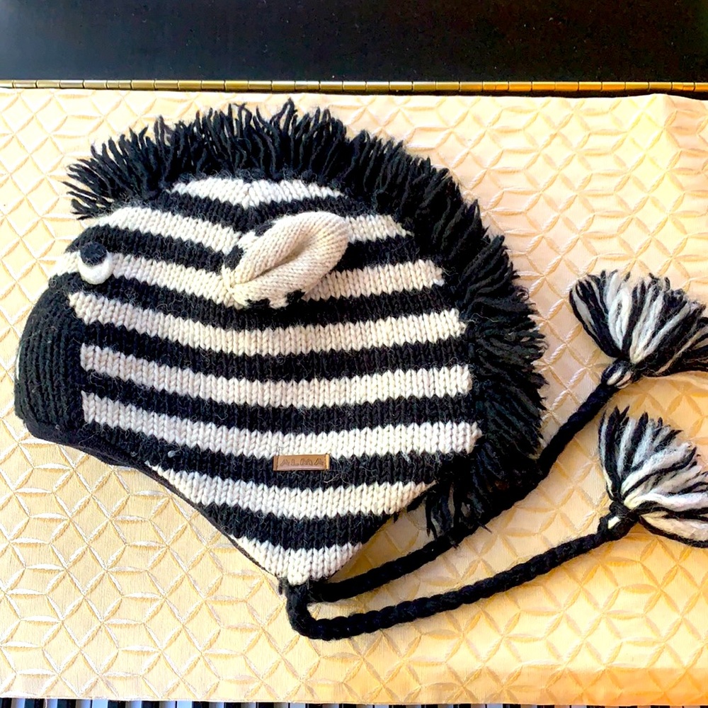 🦓 wool soft fun ZEBRA HAT! Amazing look, 100%Wool, fleece lined